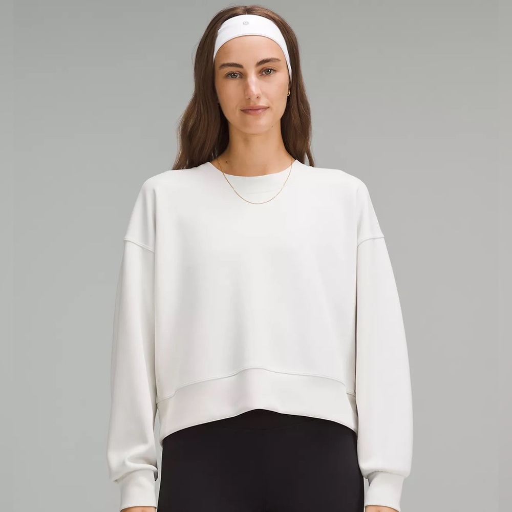 Softstreme Perfectly Oversized Cropped Crew (Size 12)